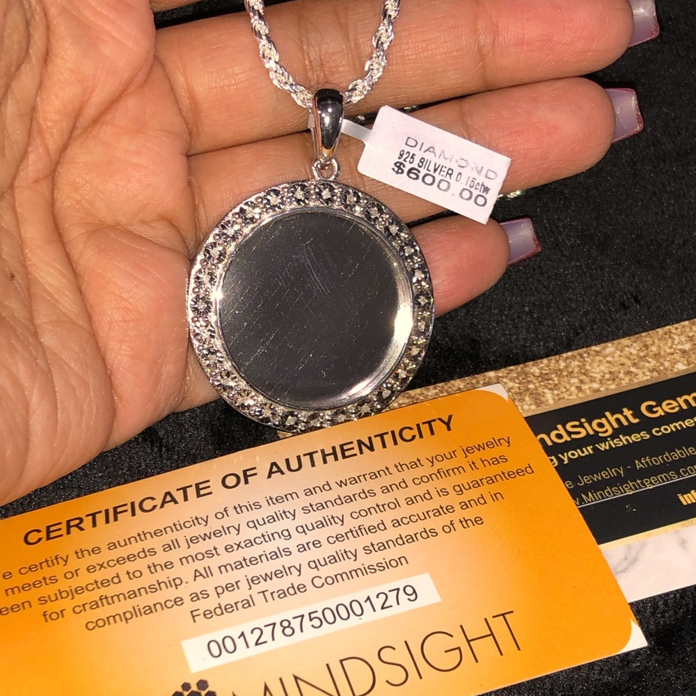 REAL DIAMOND MEMORY PENDANT not c not lab made not fake Huge sale Black Friday